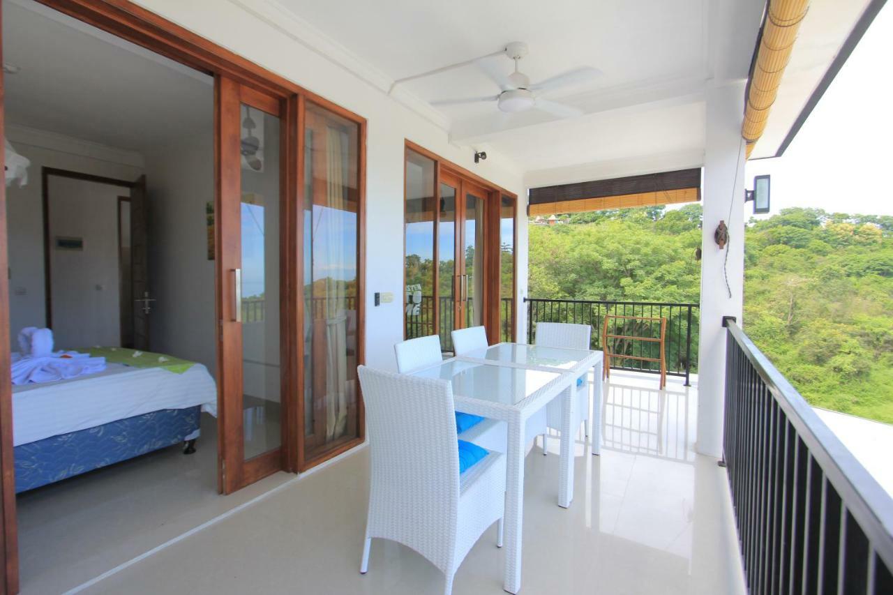 Villa Rinisha Rumah Senja Temukus Lovina Exterior foto