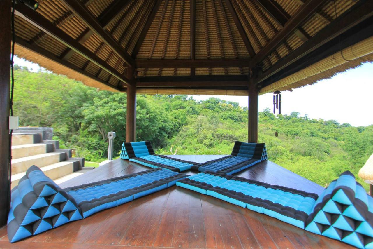 Villa Rinisha Rumah Senja Temukus Lovina Exterior foto